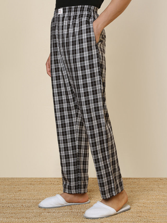 Sleepz Men Brown Checks Regular Fit Cotton Pyjama