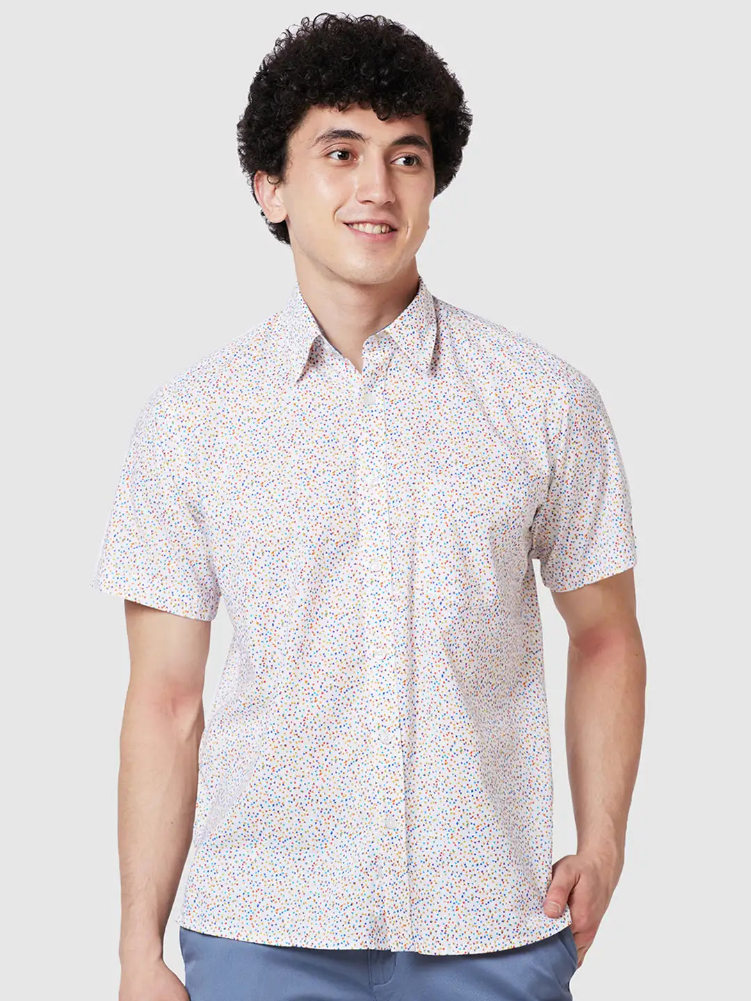 Men White Classic Fit Print Cotton Half Sleeve Shirts