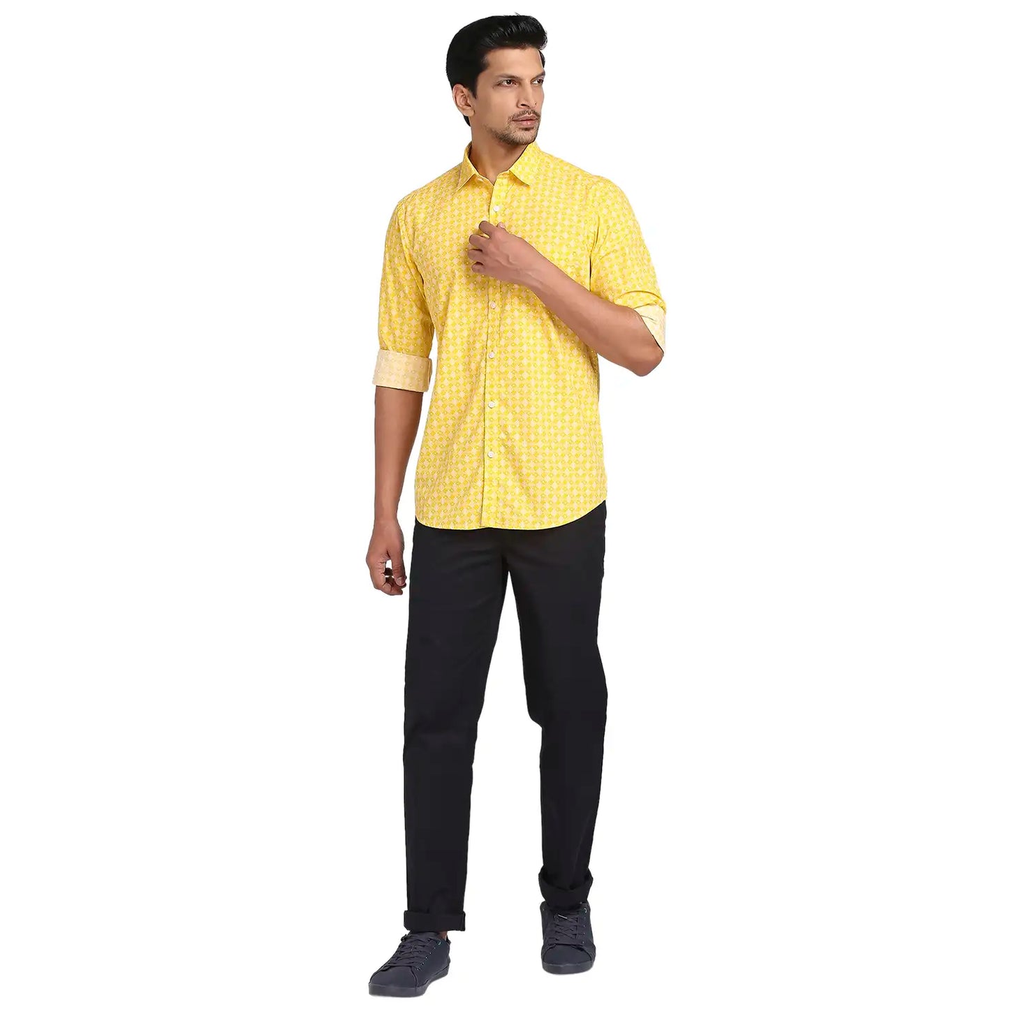 Men Yellow Tailored Fit Print Cotton Full Sleeve Shirts