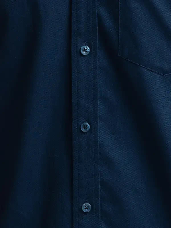 Colorplus Men Navy Tailored Fit Solid Piece Dyed Cotton Casual Shirt