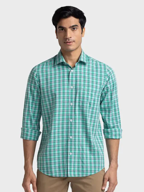 Men Green Tailored Fit Checks Viscose Cotton Blend Full Sleeve Shirts