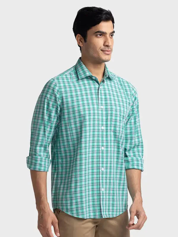 Men Green Tailored Fit Checks Viscose Cotton Blend Full Sleeve Shirts
