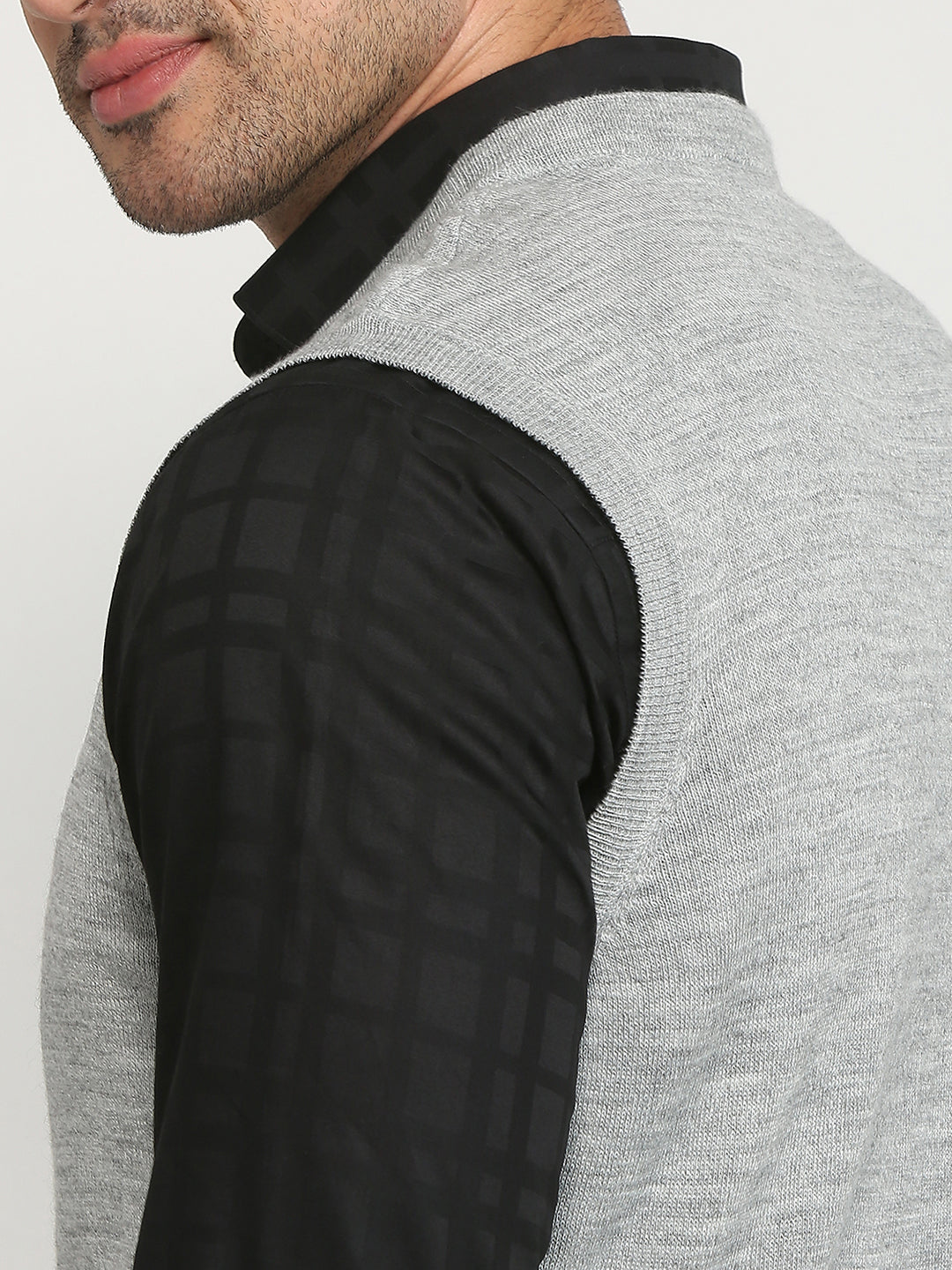 Colorplus Men Grey Solid Regular Fit Acrylic Blend Sweater