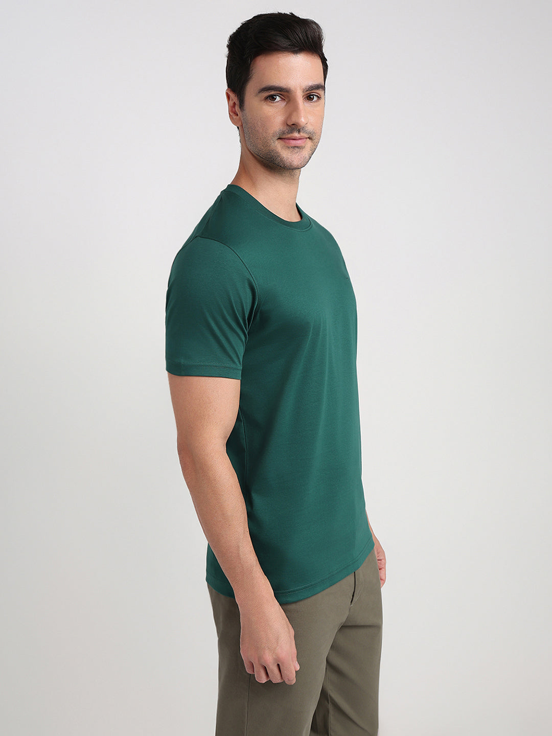 Colorplus Men Green Solid Regular Fit Cotton Half Sleeve Round Neck Collar T-Shirt
