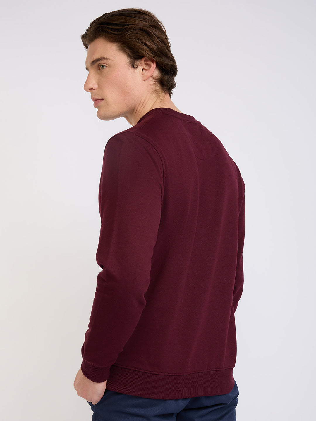 Park Avenue Men Red Solid Slim Fit Cotton Blend Round Neck Collar Sweatshirt