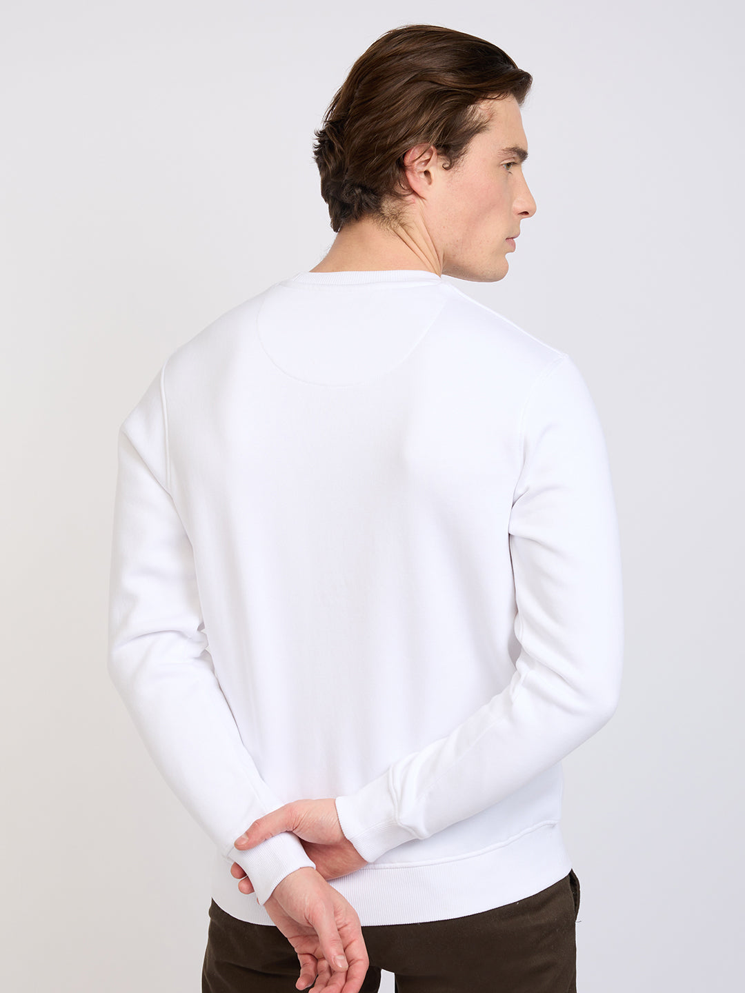 Park Avenue Men White Printed Slim Fit Cotton Blend Round Neck Collar Sweatshirt