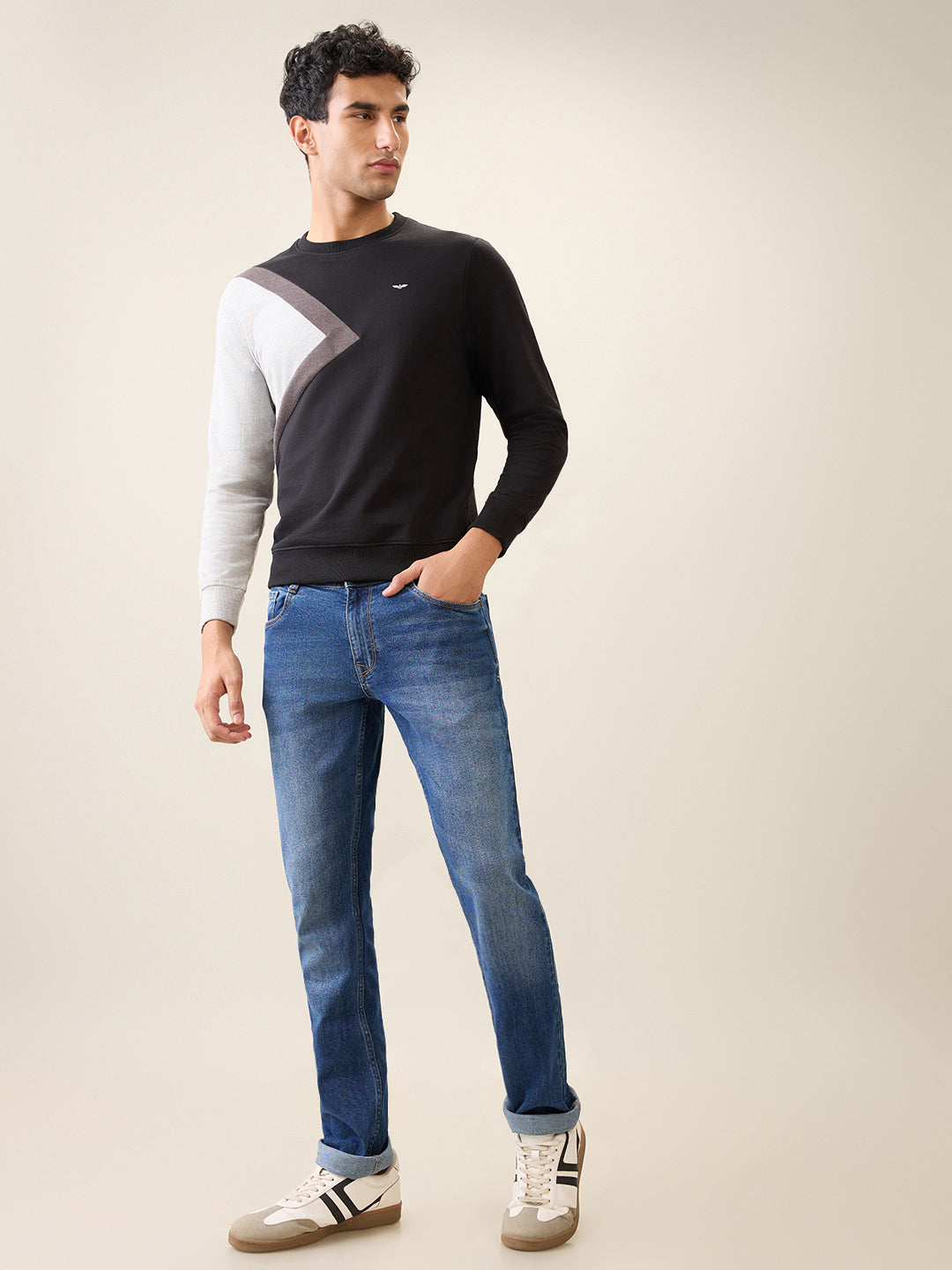 Park Avenue Men Black Cut & Sew Slim Fit Cotton Blend Crew Neck Collar Sweatshirt