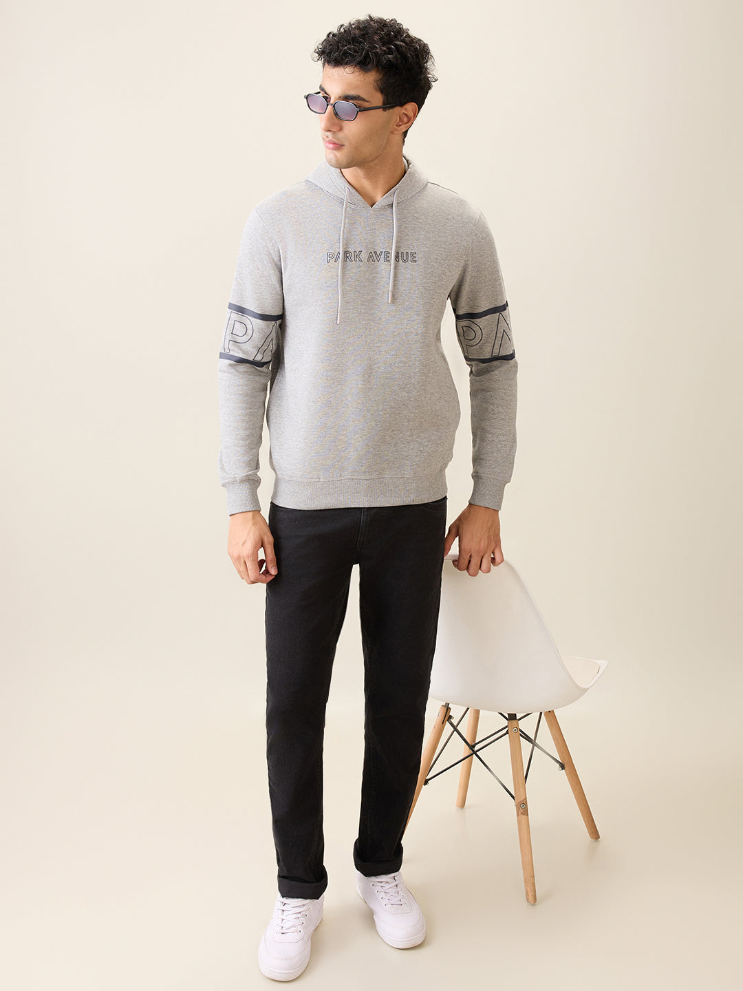 Park Avenue Men Grey Solid Slim Fit Cotton Blend Sweatshirt