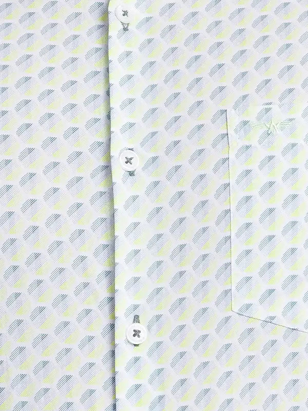 Men Green Slim Fit Print Cotton Shirts