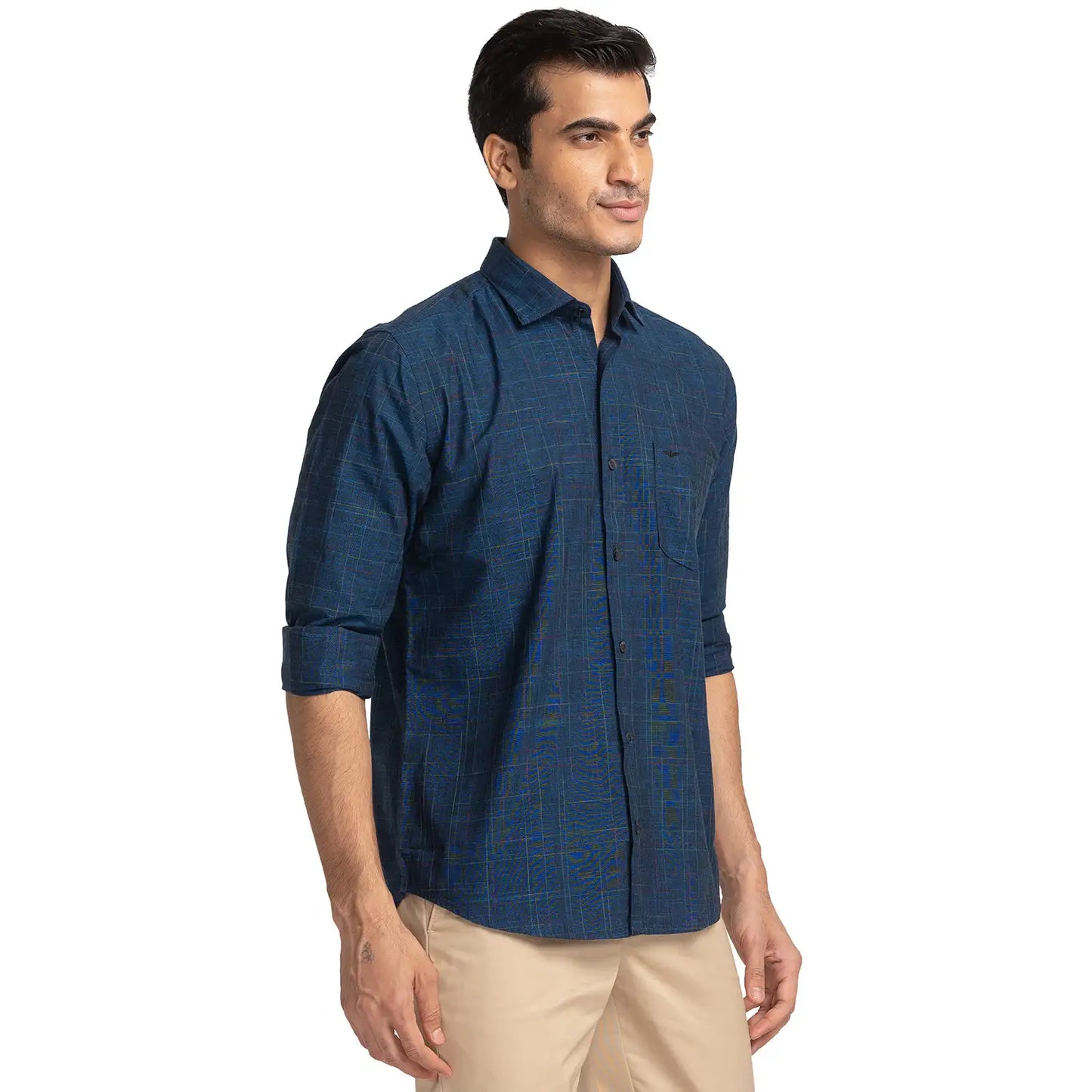 Men Blue Slim Fit Two Tone Cotton Cut Away Collar Shirts