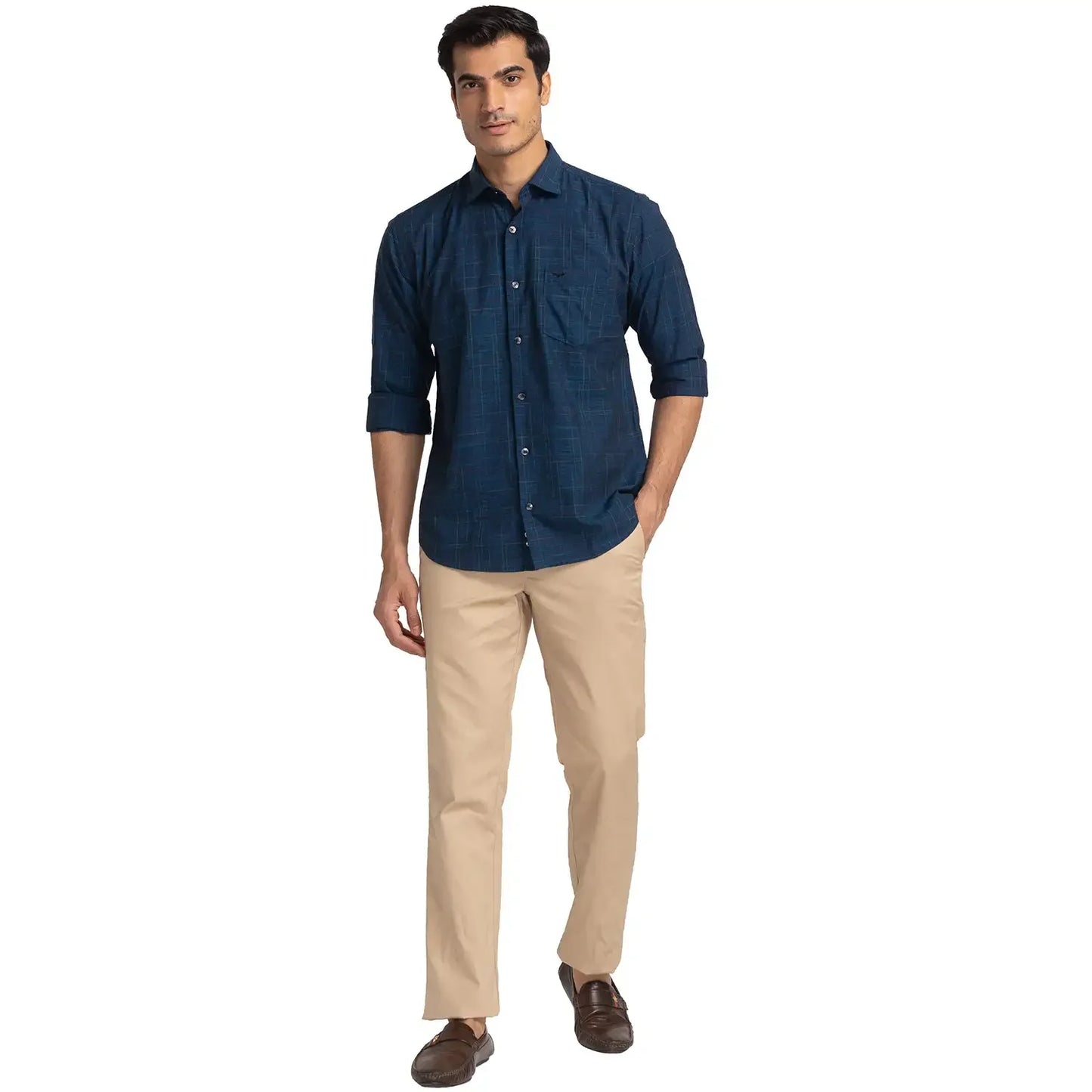 Men Blue Slim Fit Two Tone Cotton Cut Away Collar Shirts