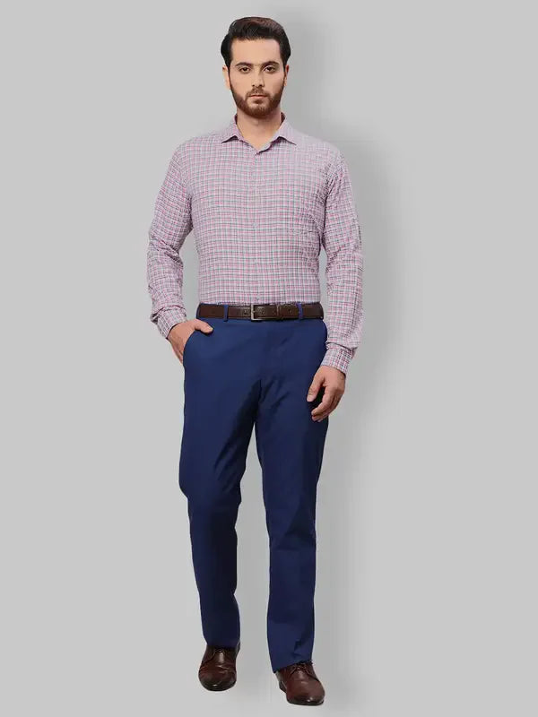 Men Red Slim Fit Checks Cotton Cut Away Collar Shirts
