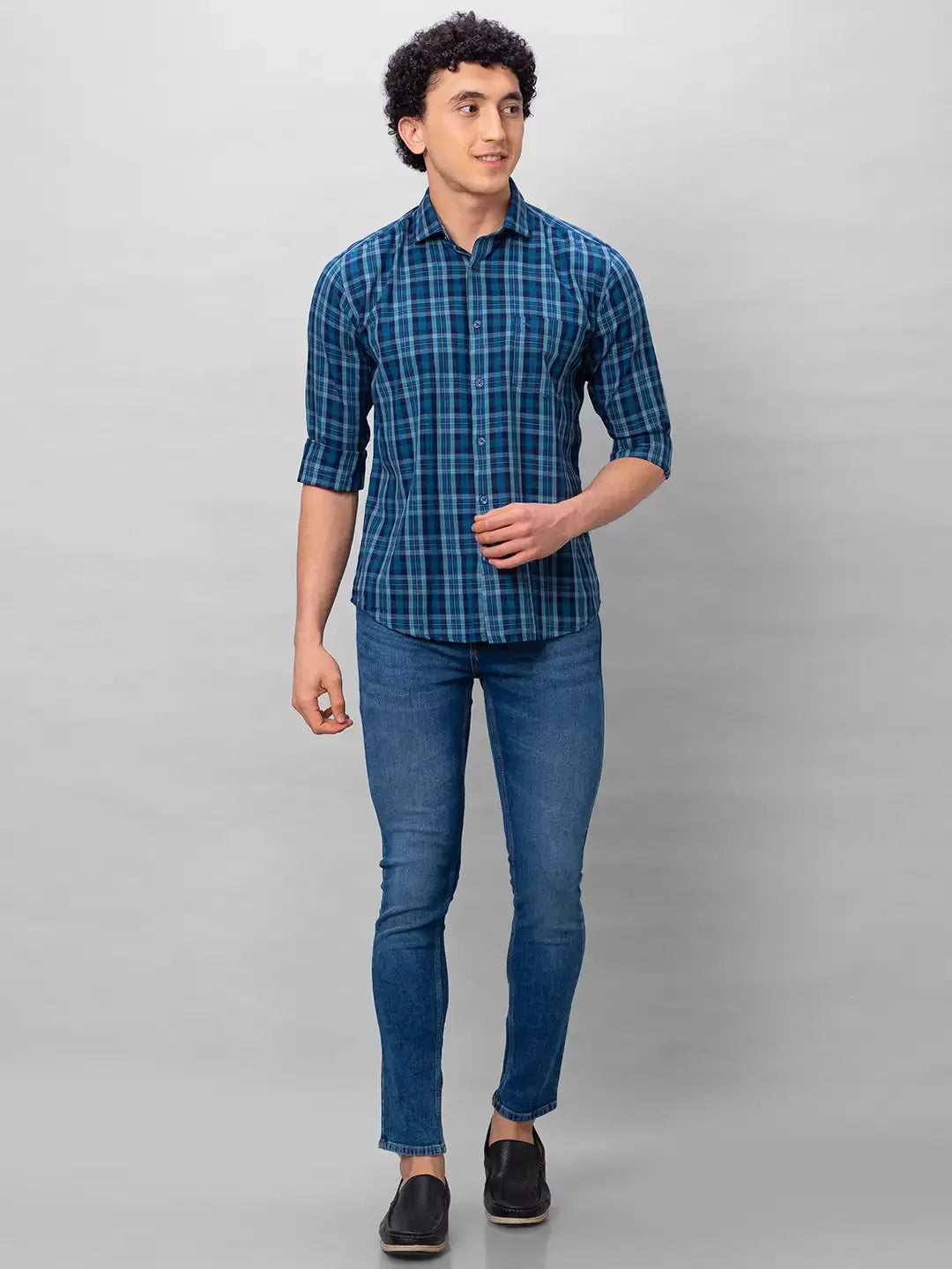 Park Avenue Men Blue Checks Slim Fit Cotton Shirts