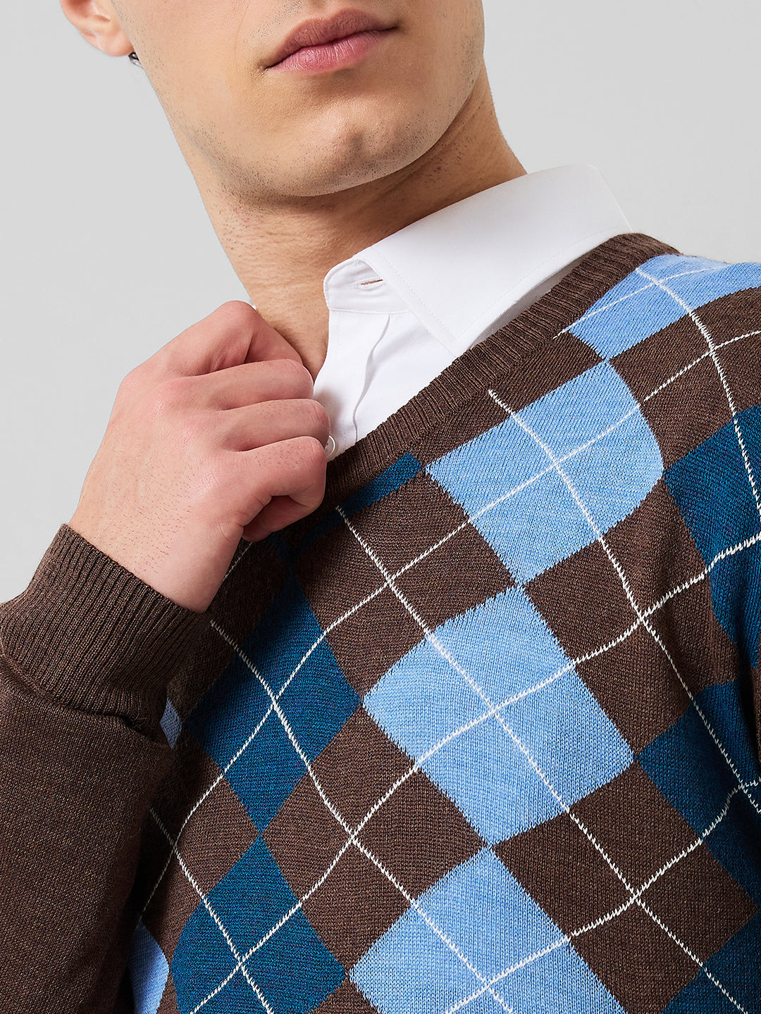 Park Avenue Men Brown Argyle Regular Fit Acro Blend Full Sleeve Round Neck Collar Sweater