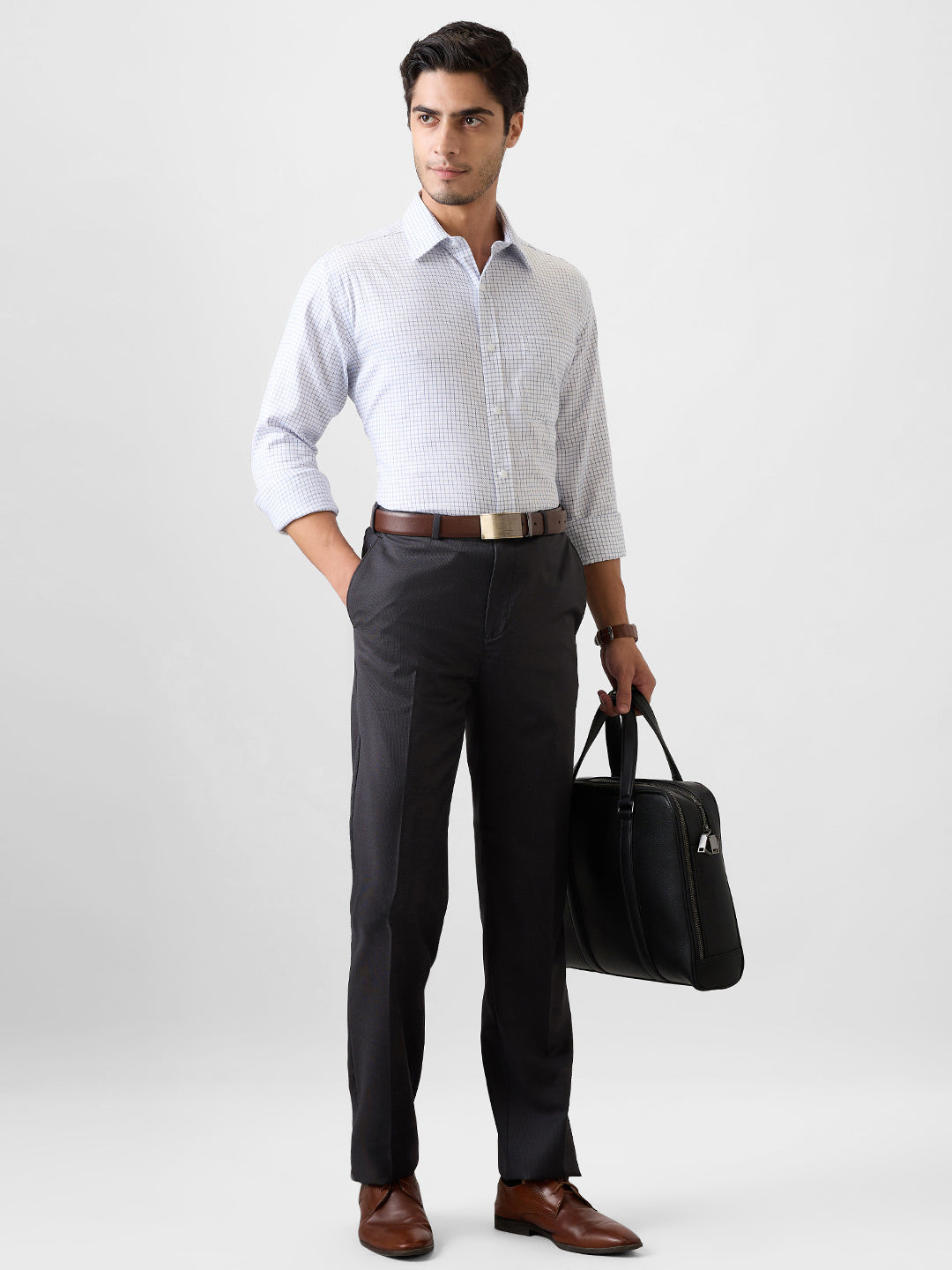 Park Avenue Men Blue Checks Regular Fit Cotton Blend Shirt