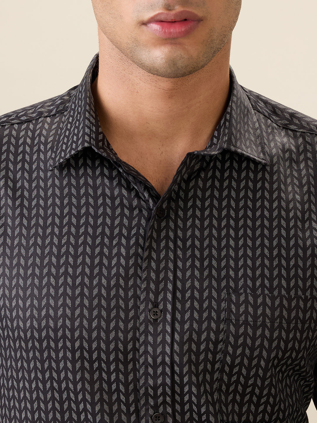 Park Avenue Men Black Printed Regular Fit Cotton Full Sleeve Ainsley Collar Formal Shirt