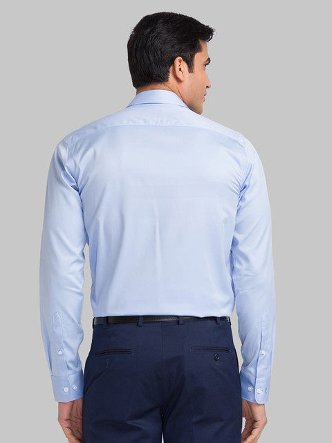 Park Avenue Men Blue Slim Fit Solid Cutaway Collar Shirt