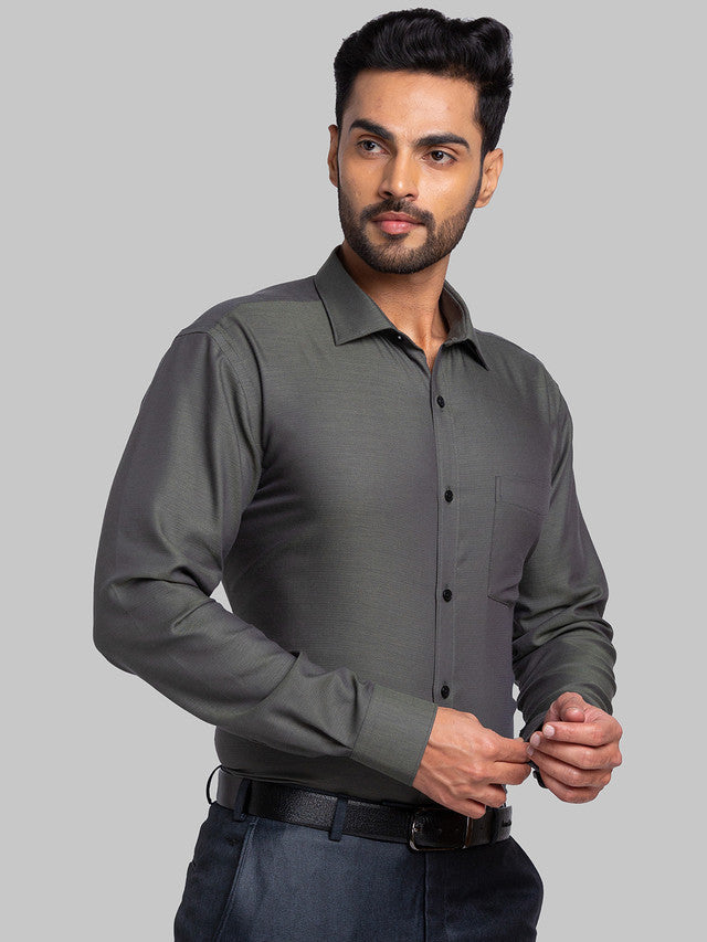 Park Avenue Men Green Self Design Slim Fit Full Sleeve Semi Cut Away Collar Shirt