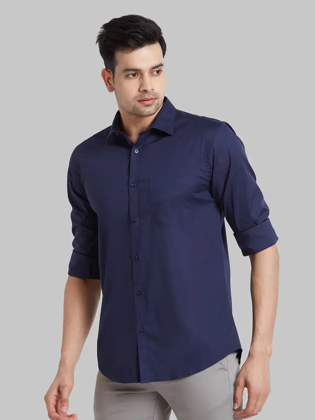 Men Blue Slim Fit Solid Cotton Blend Shirts