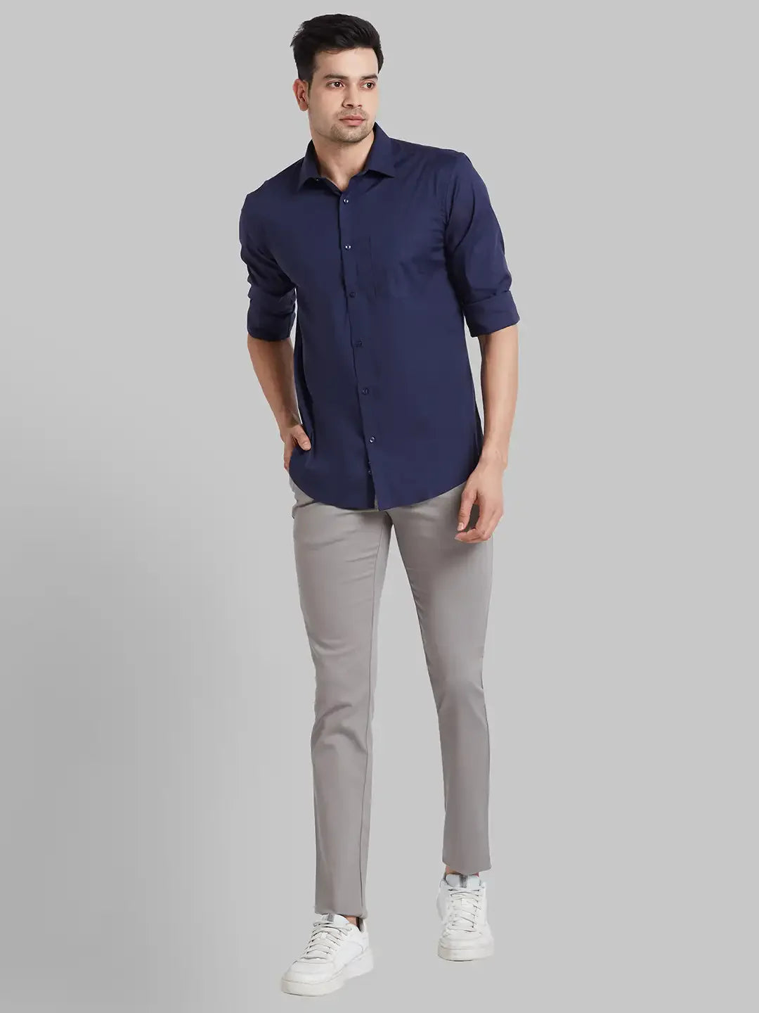 Men Blue Slim Fit Solid Cotton Blend Shirts