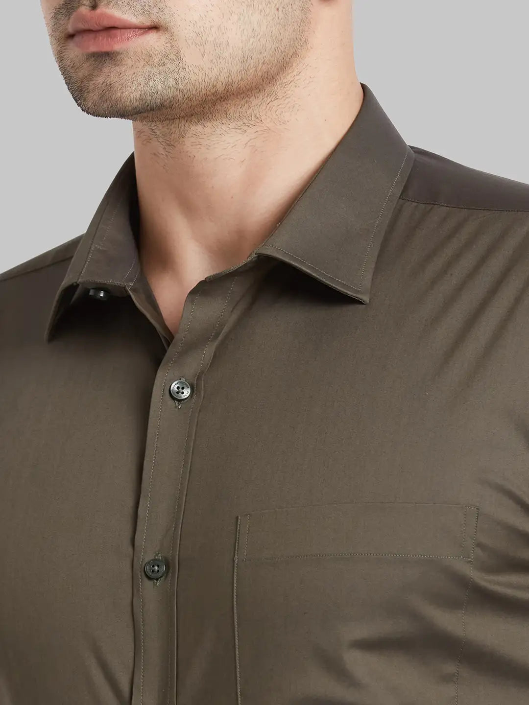 Men Green Slim Fit Solid Cotton Blend Shirts