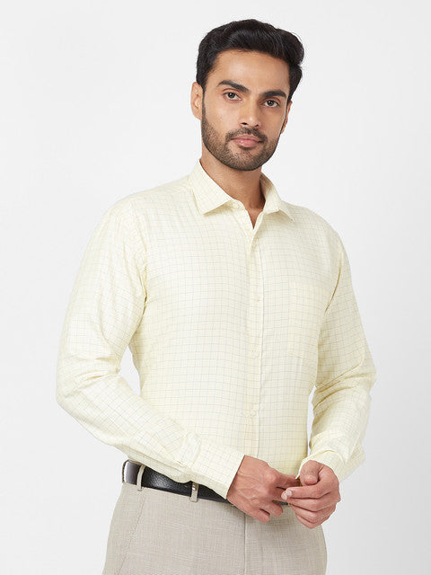 Park Avenue Men Yellow Slim Fit Checks Shirt
