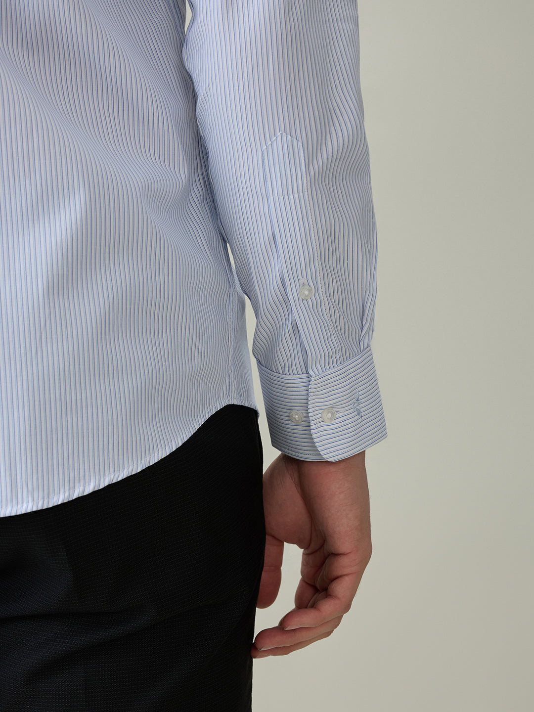 Park Avenue Men Blue Stripe Slim Fit Cotton Blend Formal Shirt