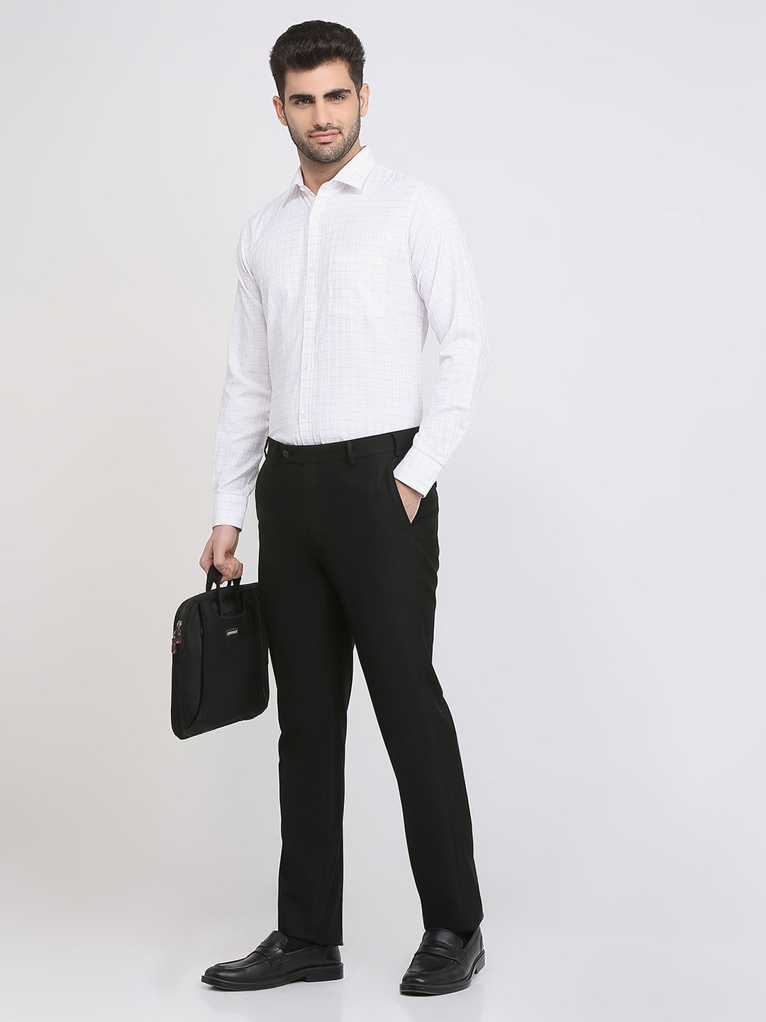 Park Avenue Men White Checks Slim Fit Cotton Blend Formal Shirt