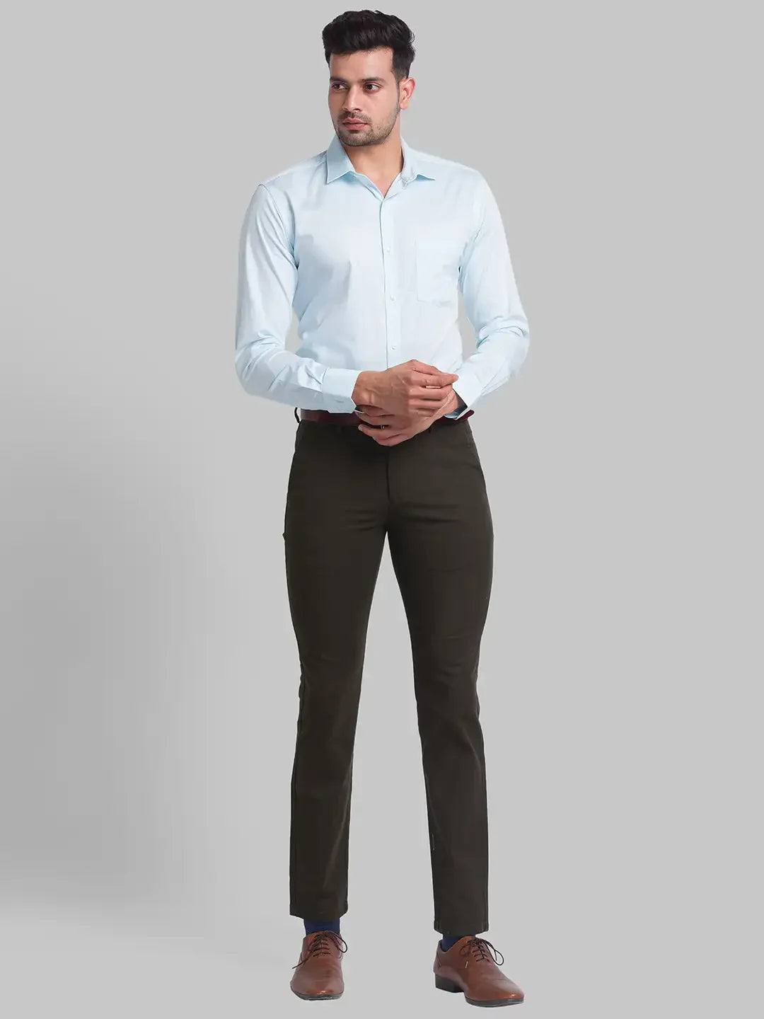 Men Green Neo Classic Fit Solid Cotton Blend Trouser