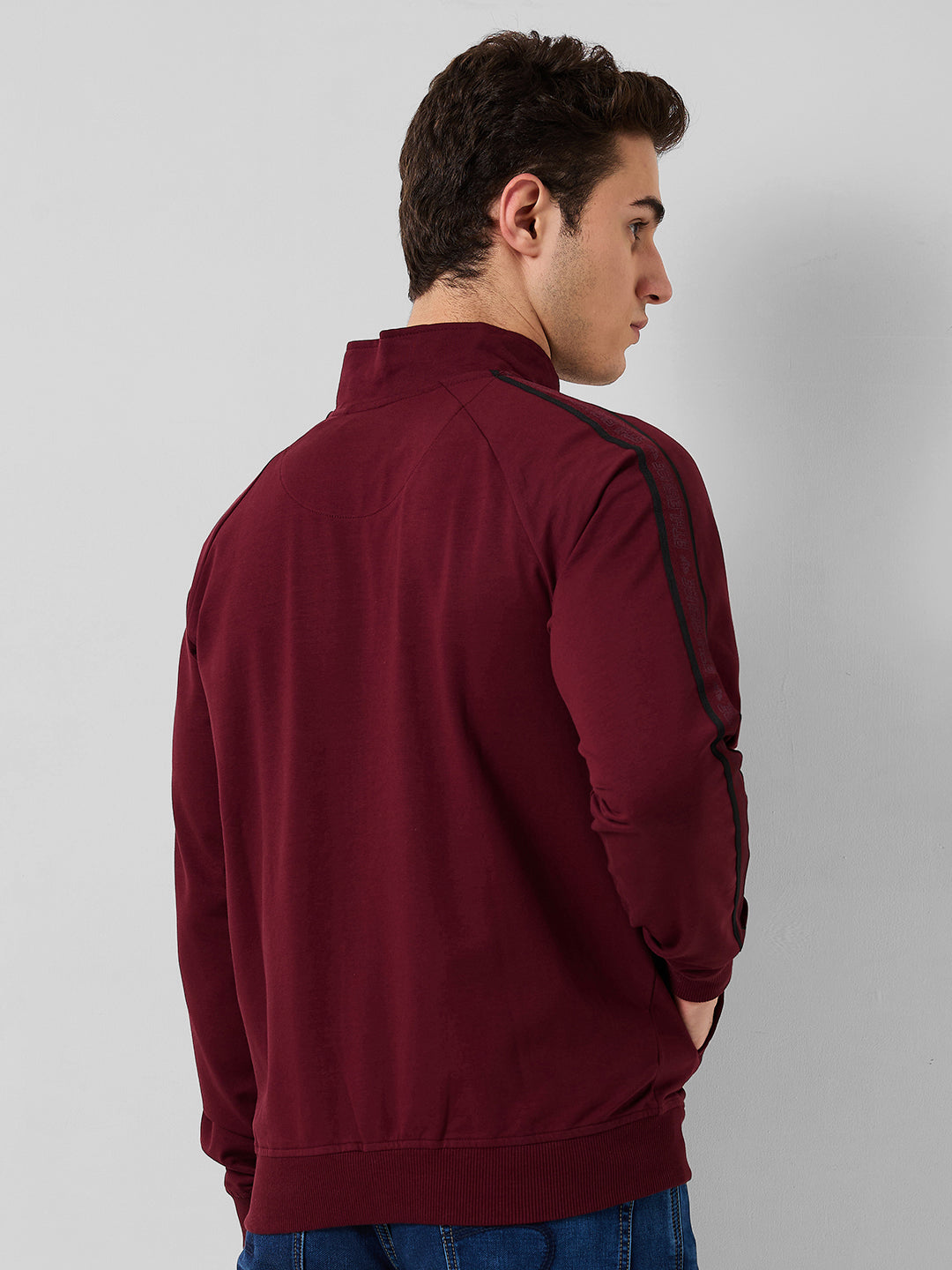 Park Avenue Men Maroon Solid Slim Fit Cotton Blend Sweatshirt