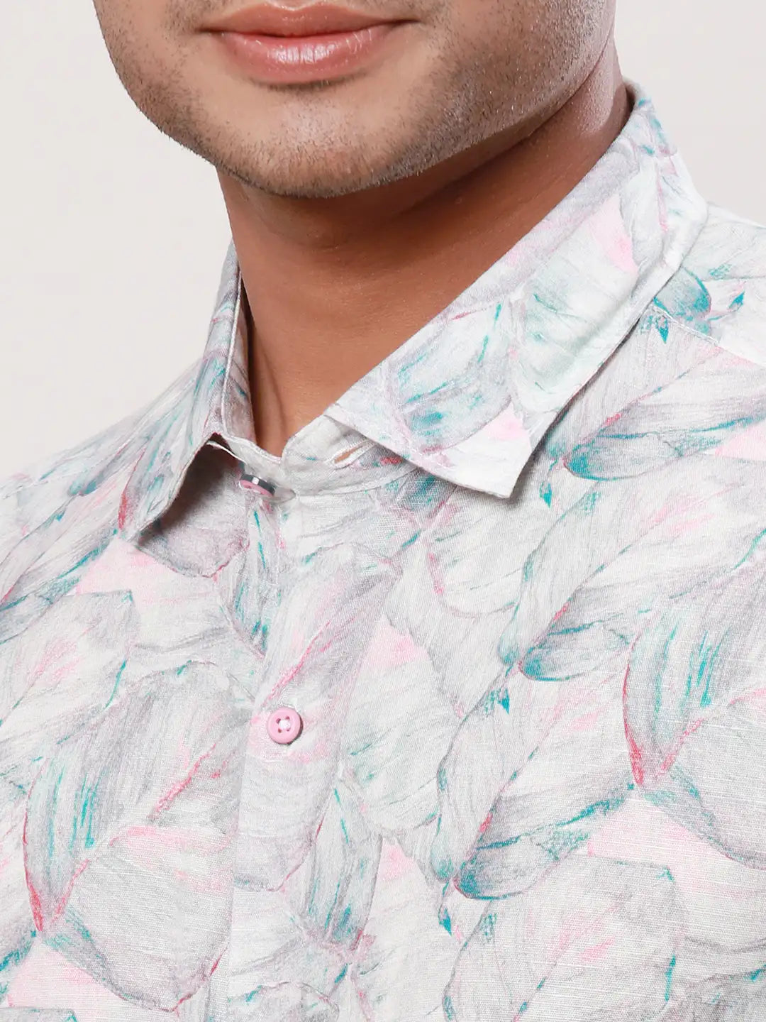 Raymond Men Blue Print Regular Fit Cotton Blend Regular Collar Shirt