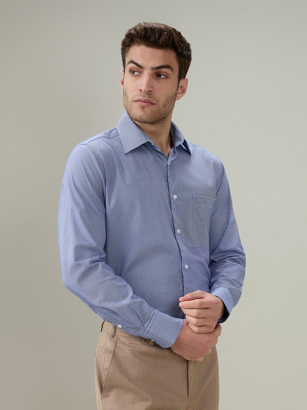 Raymond Men Blue Structure Slim Fit Cotton Full Sleeve Formal Shirt