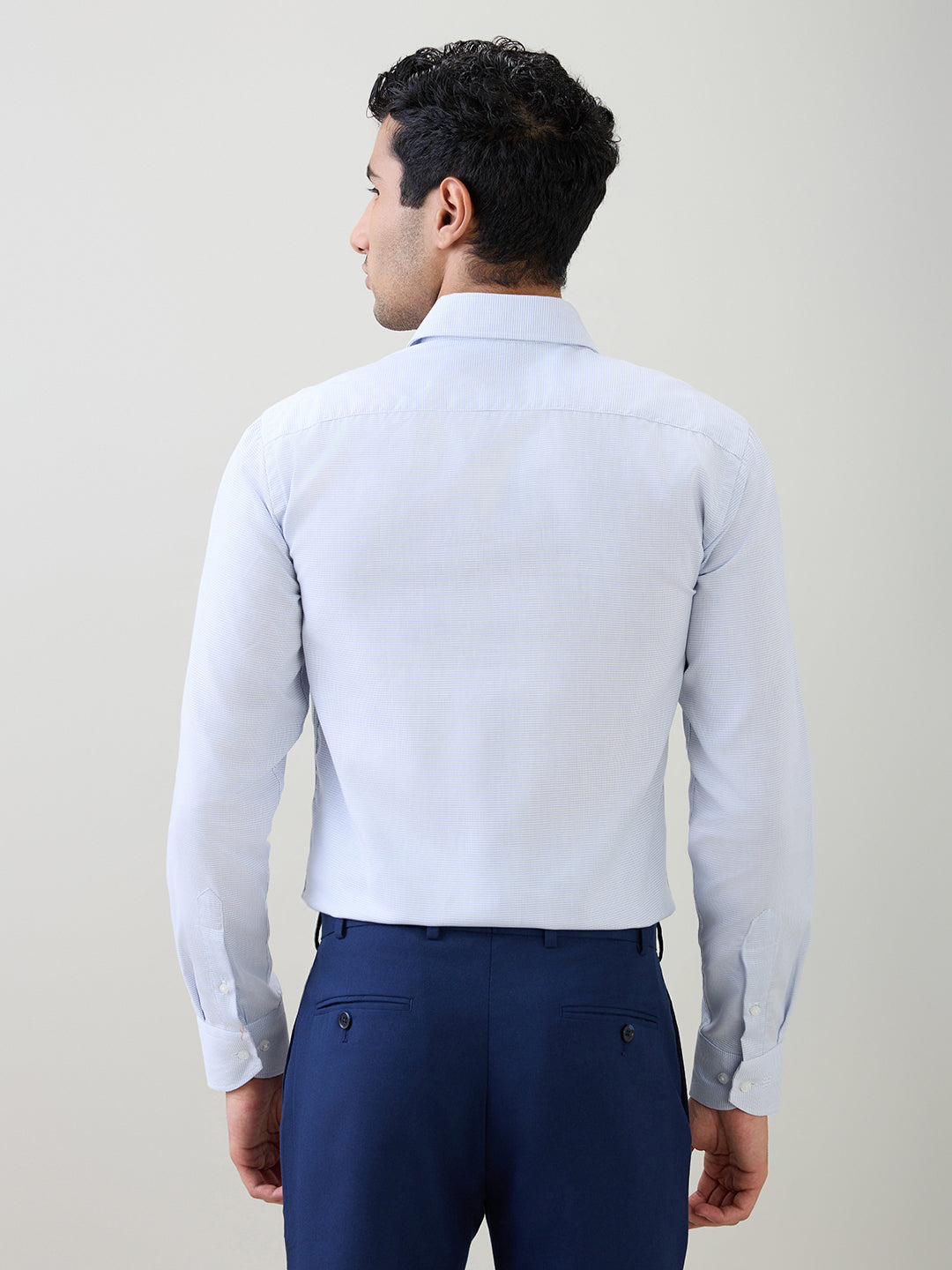 Raymond Men Blue Structure Slim Fit Cotton Full Sleeve Formal Shirt