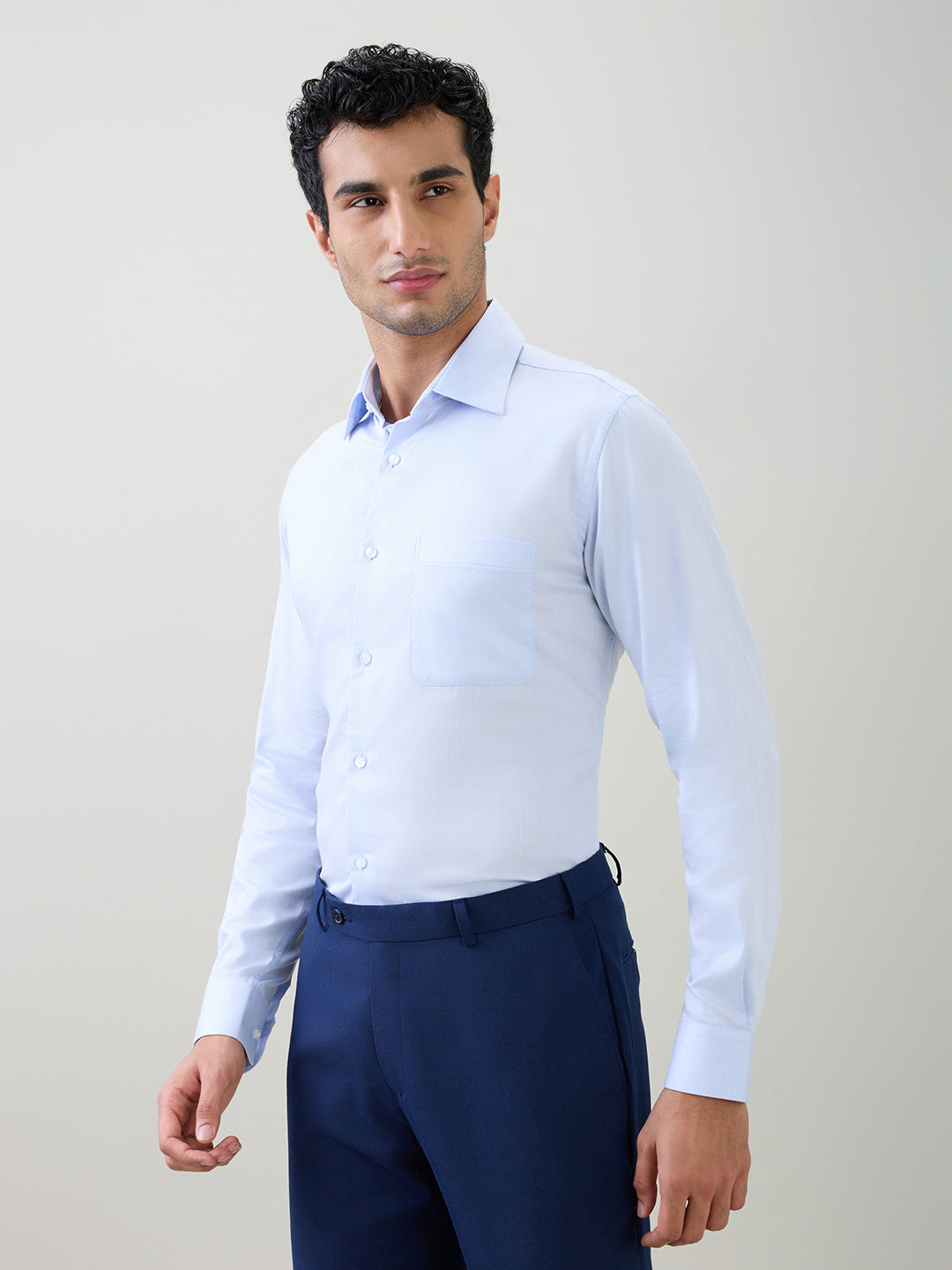 Raymond Men Blue Structure Slim Fit Cotton Full Sleeve Formal Shirt