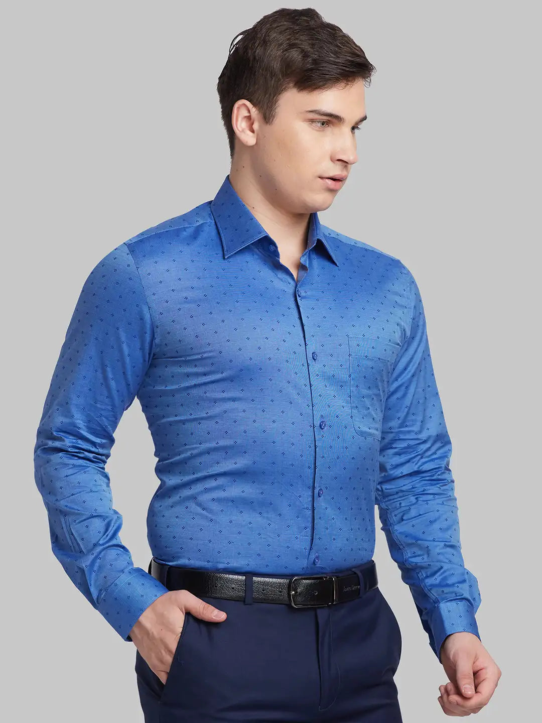 Men Blue Contemporary Fit Structure  Cotton   Shirts