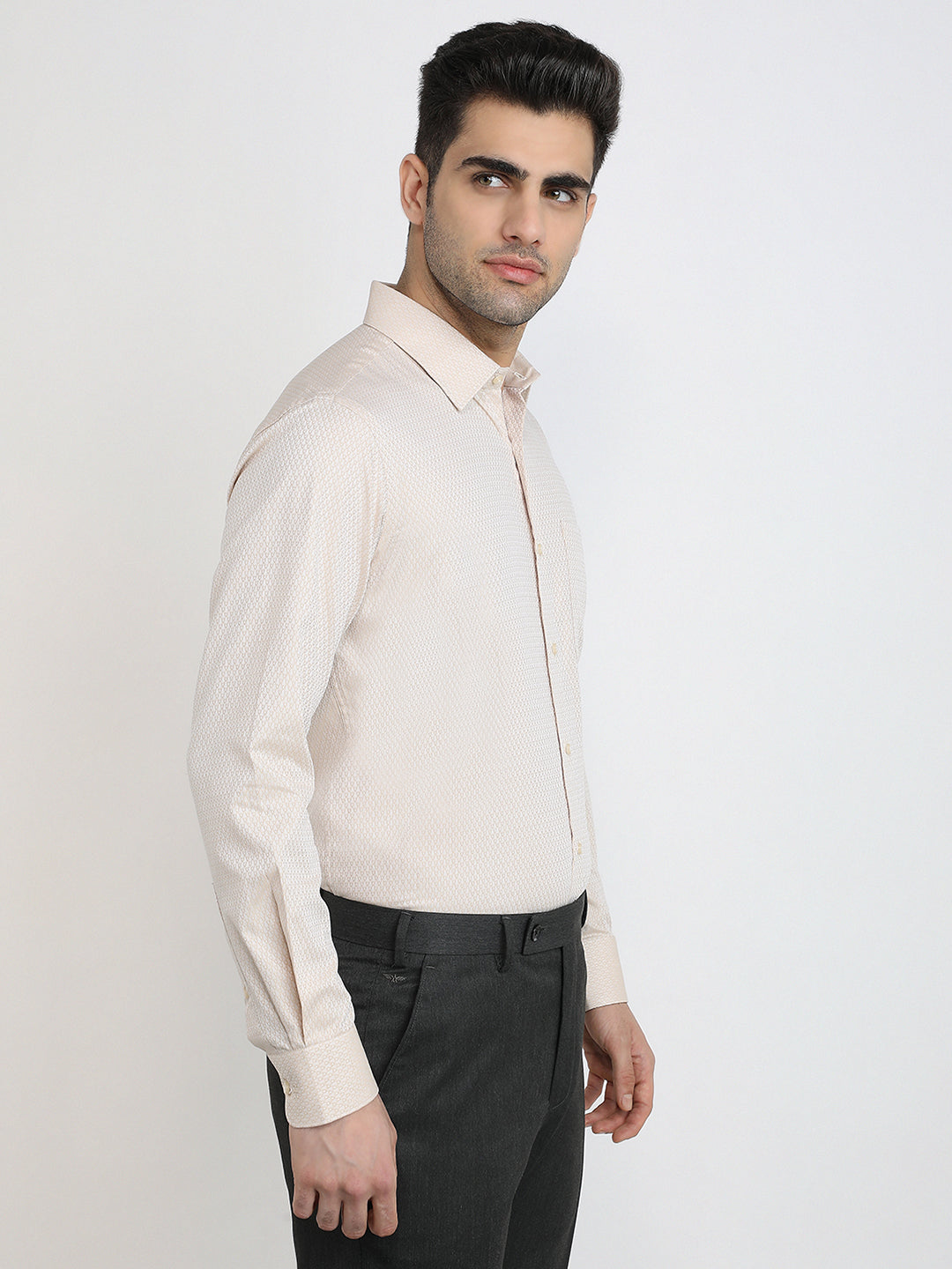 Raymond Men Brown Structure Contemporary Fit Cotton Full Sleeve Formal Shirt