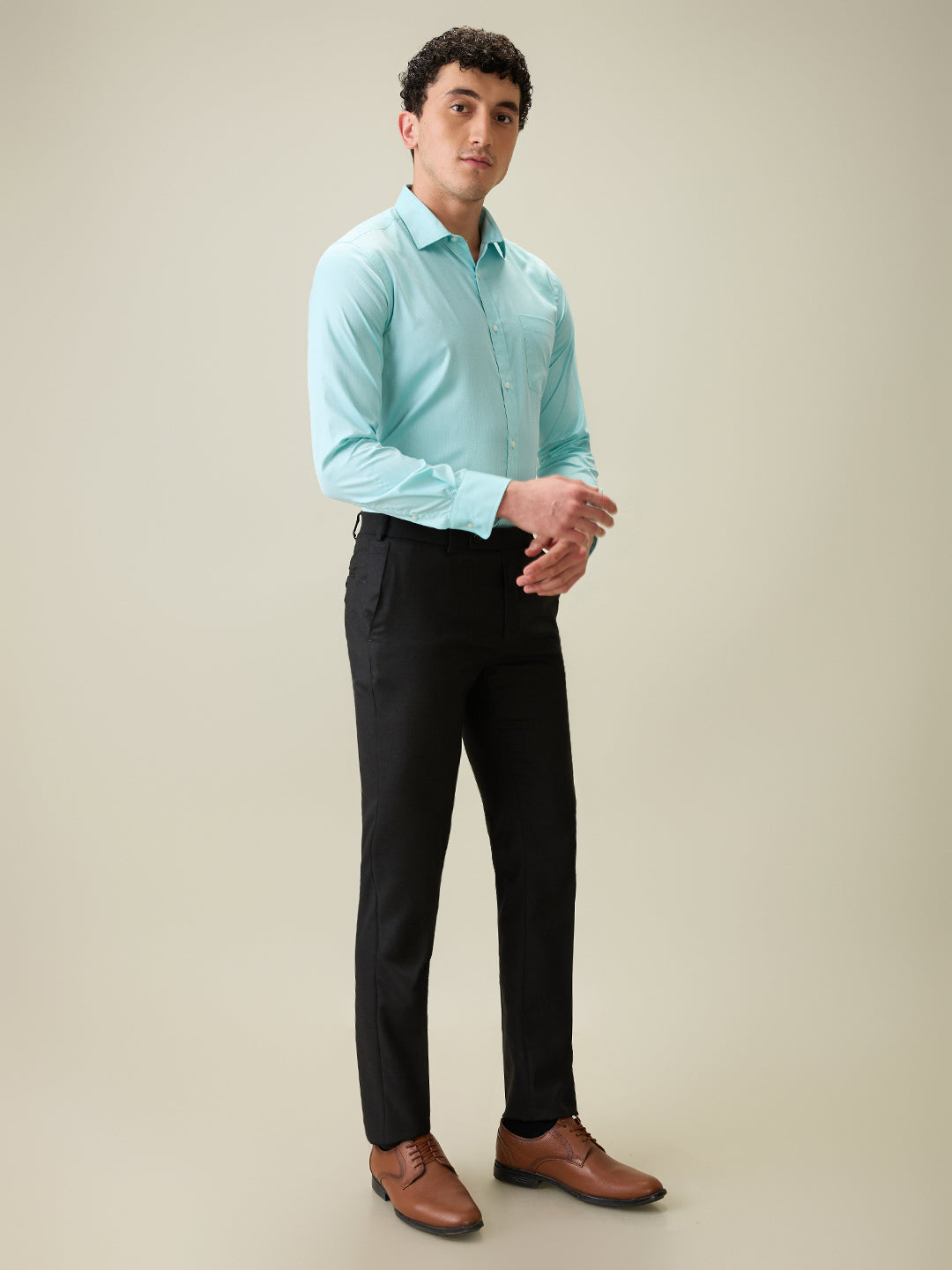 Raymond Men Grey Solid Slim Fit Polyester Blend Trouser