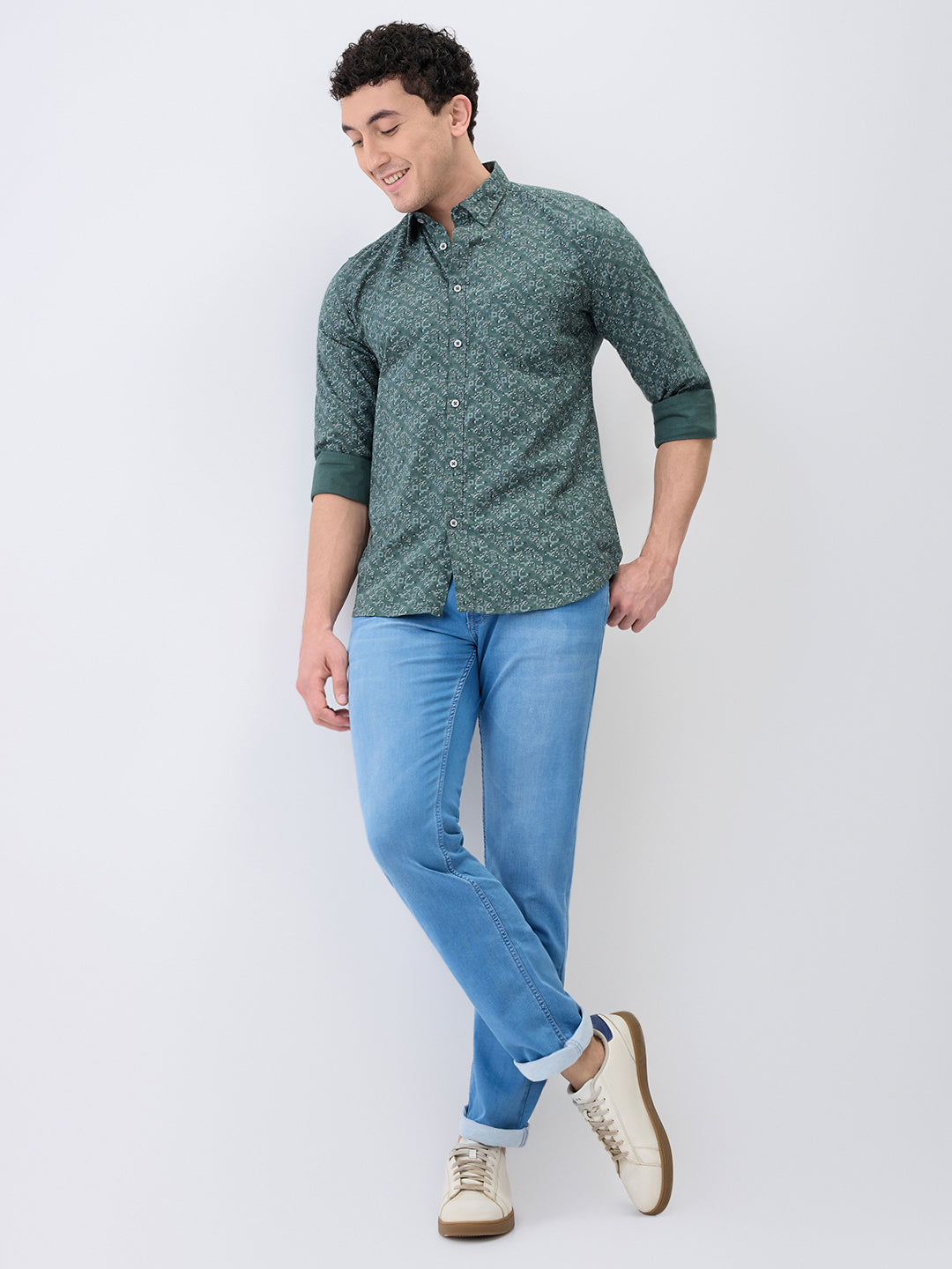 Parx Men Blue Knitted Low Rise Tapered Fit Cotton Blend Jeans