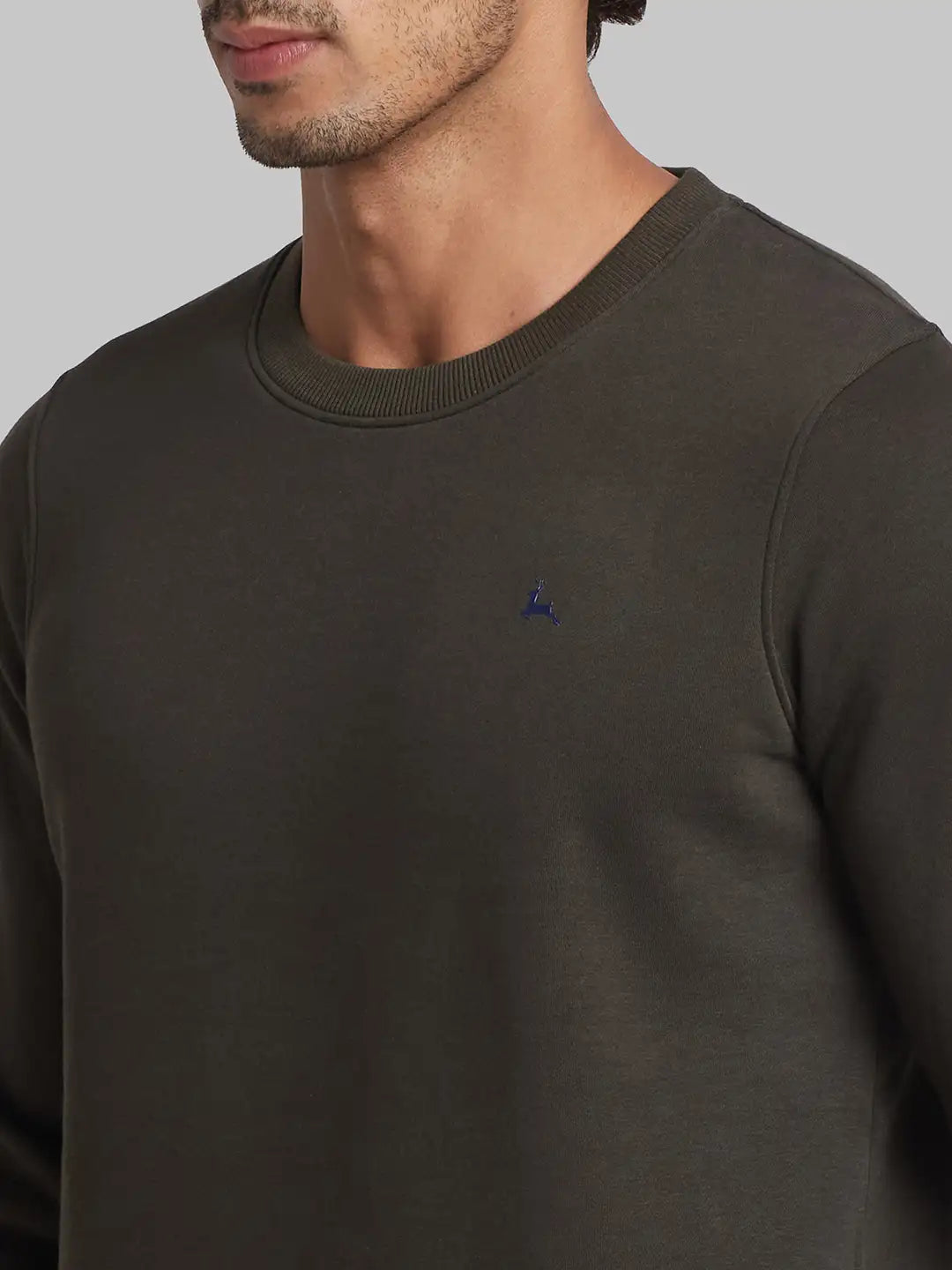 Men Green Regular Fit Solid Cotton Blend Sweatshirts