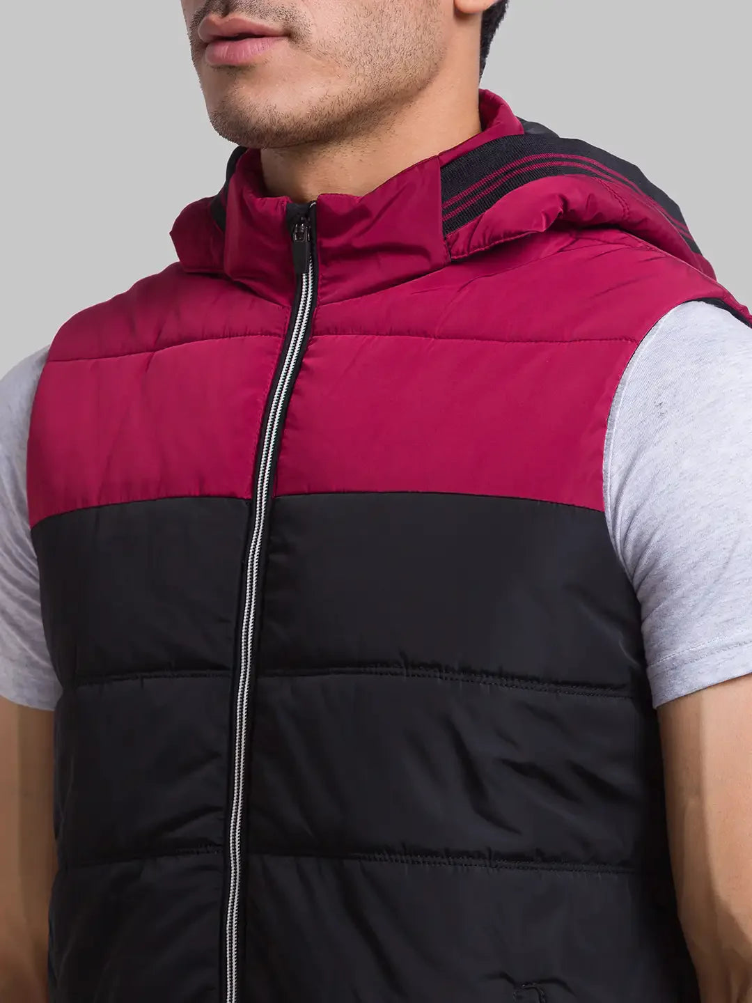 Men Black Cut & Sew Polyester Sleeveless Jackets