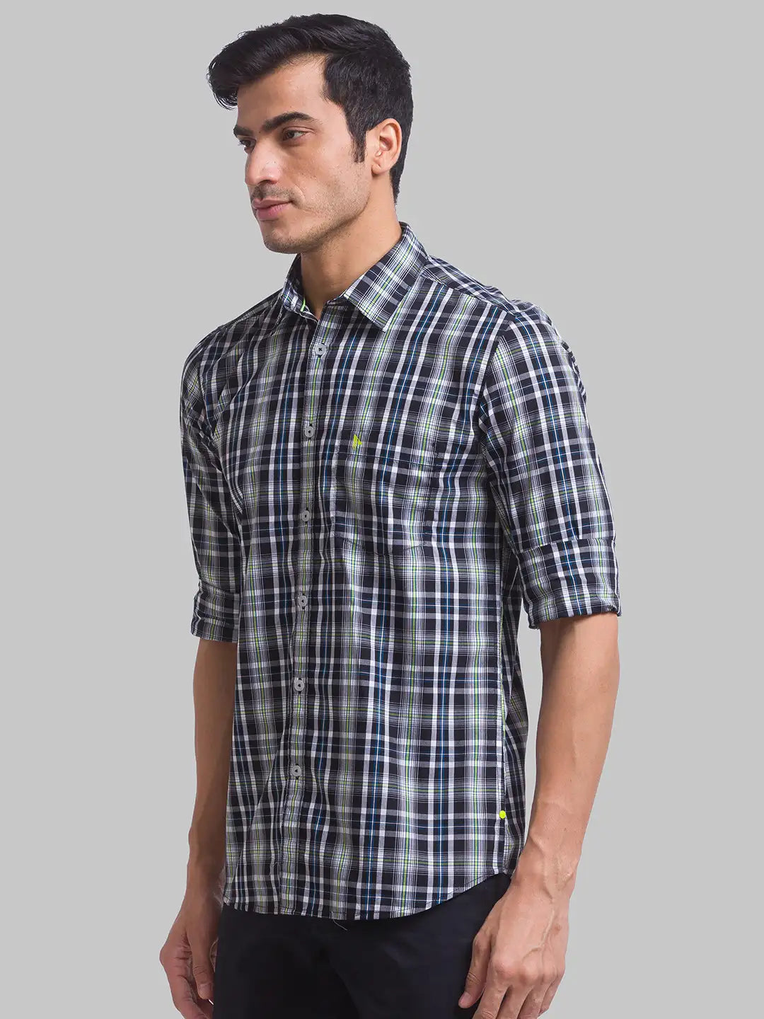Men Black Slim Fit Checks Cotton Full Sleeve Shirts