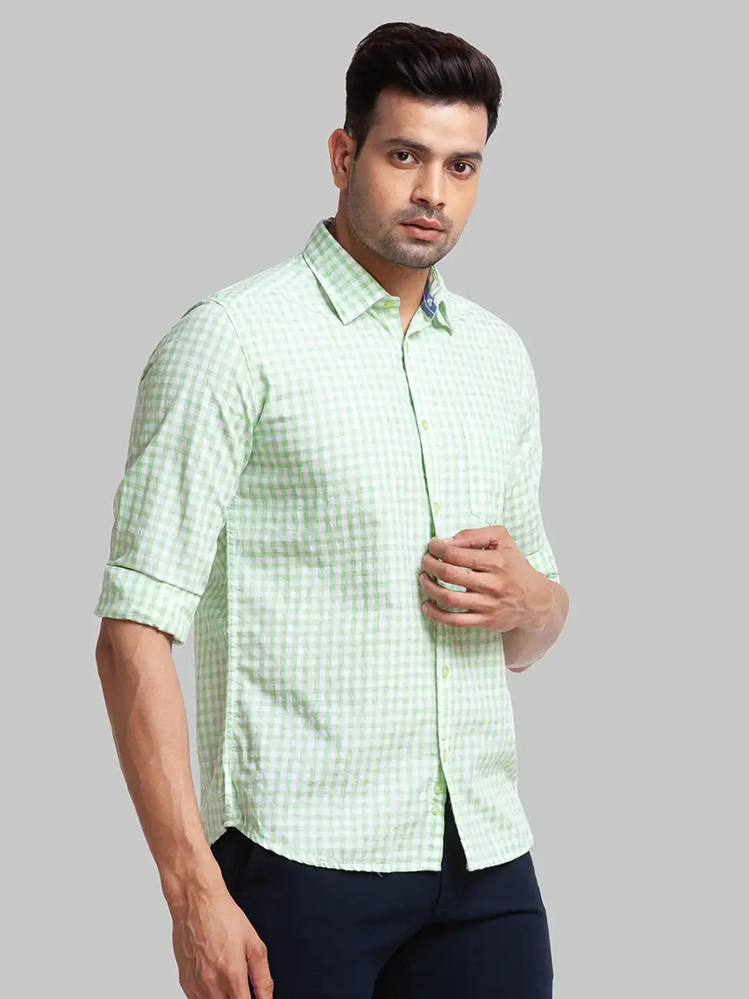 Parx Men Green Checks Slim Fit Cotton Blend Full Sleeve Shirt