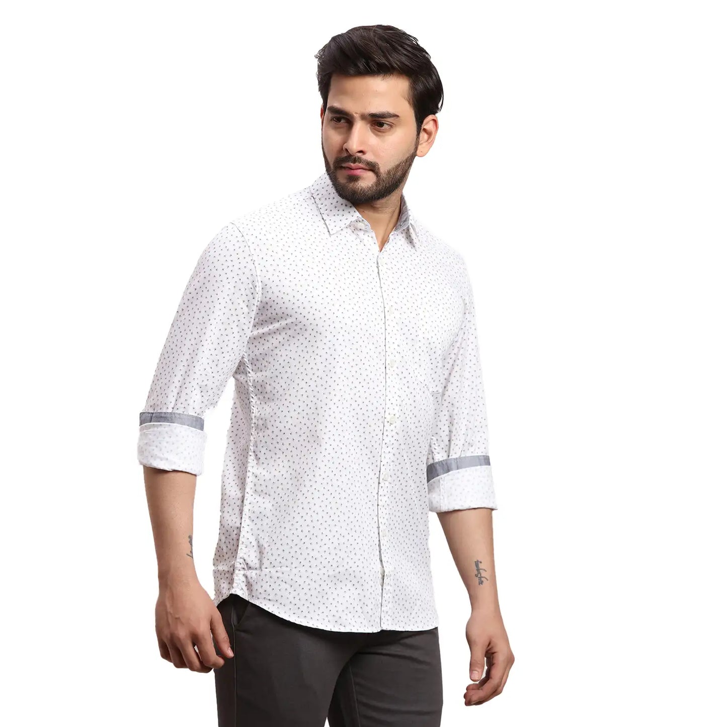 Men White Slim Fit Print Cotton Full Sleeves Cutaway Collar Shirts