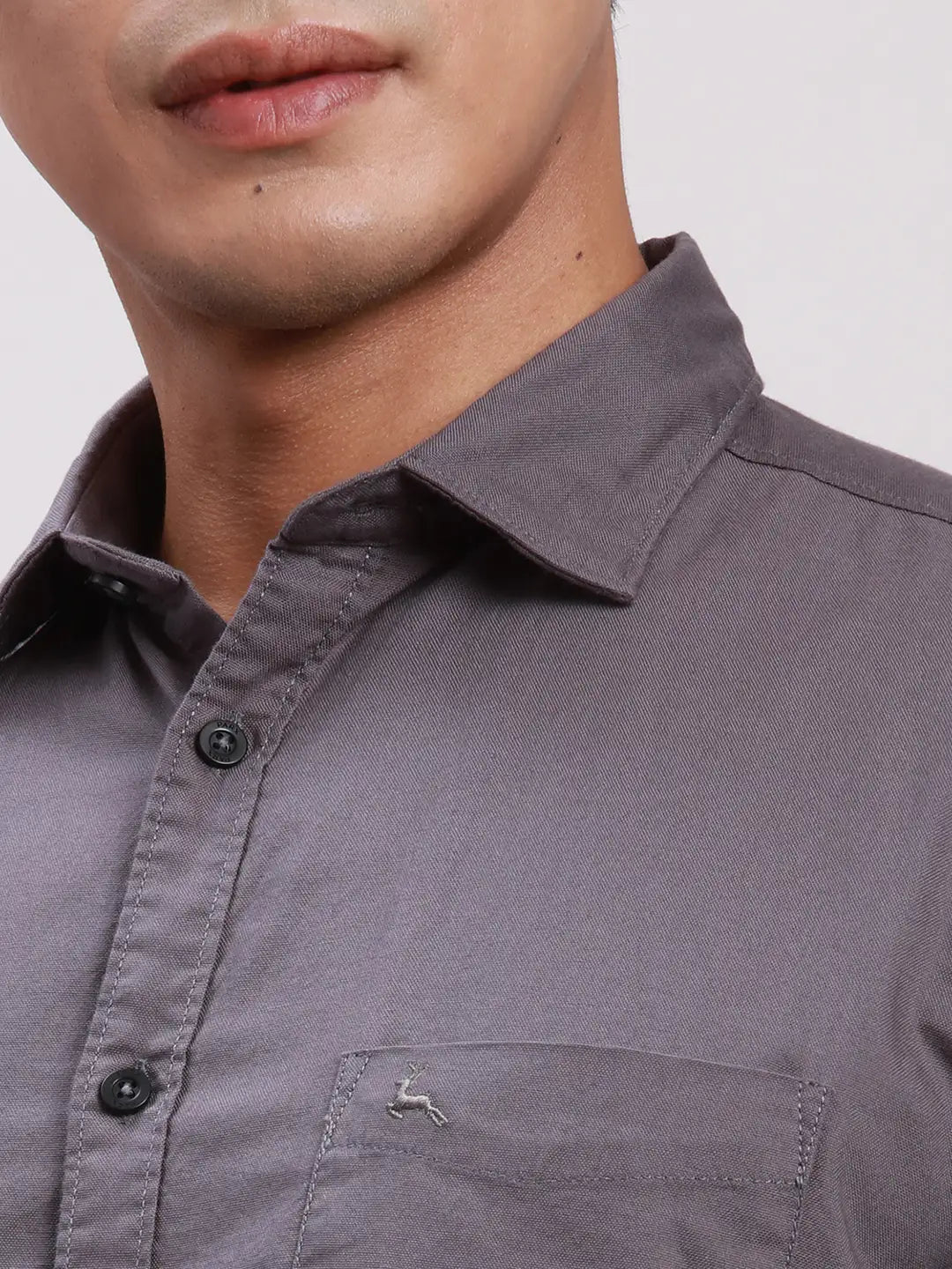 Parx Men Grey Slim Fit Solid Cotton Full Sleeve Cutaway Collar Shirts