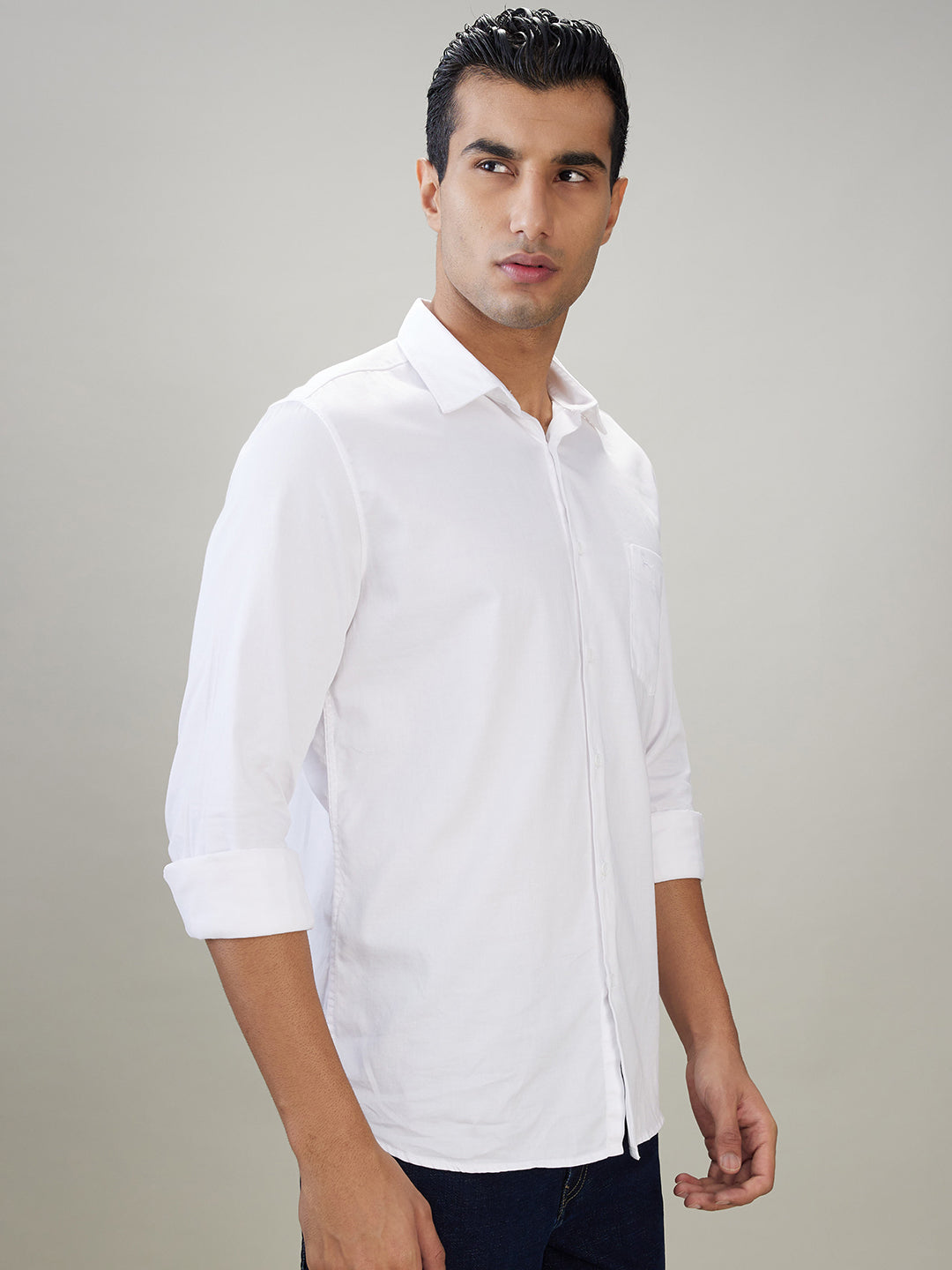 Parx Men White Solid Slim Fit Cotton Blend Full Sleeve Casual Shirt