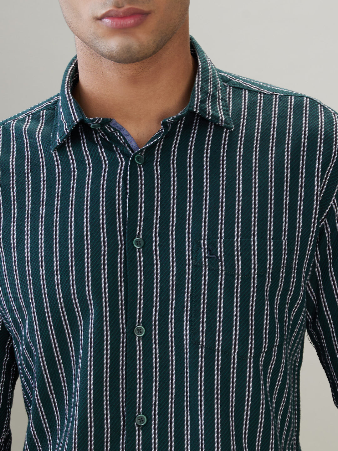 Parx Men Green Stripe Slim Fit Cotton Full Sleeve Cut Away Collar Casual Shirt
