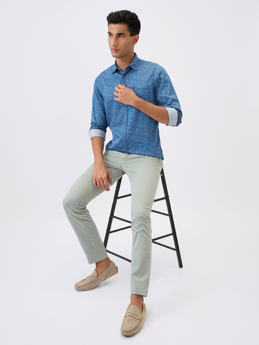 Parx Men Green Solid Super Slim Fit Cotton Blend Trouser