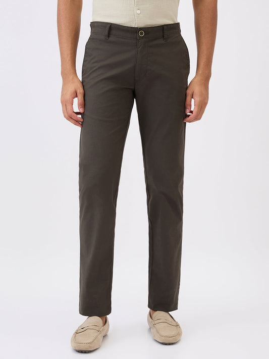 Parx Men Green Solid Slim Tapered Fit Cotton Blend Trouser