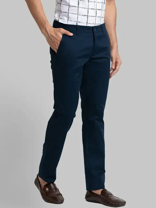 Men Blue Lrt Fit Solid Cotton Blend Trouser