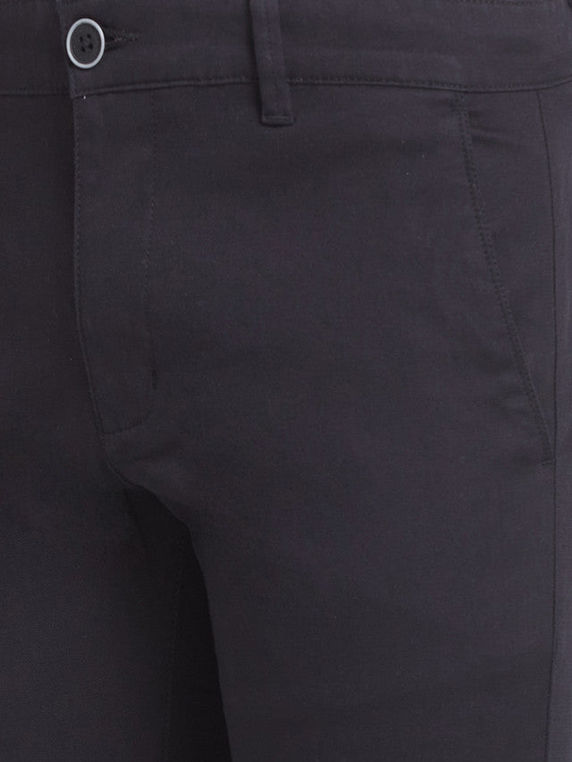 Parx Men Black Solid Tapered Fit Trouser